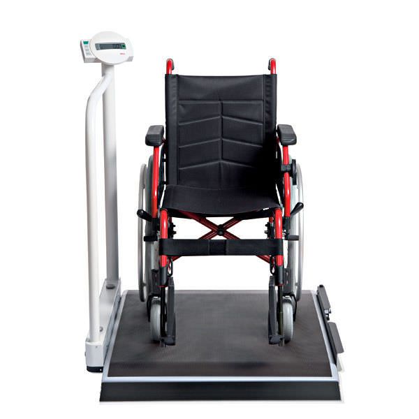 Electronic platform scale / class III / wireless / with safety handrail 300 Kg | seca 677 seca