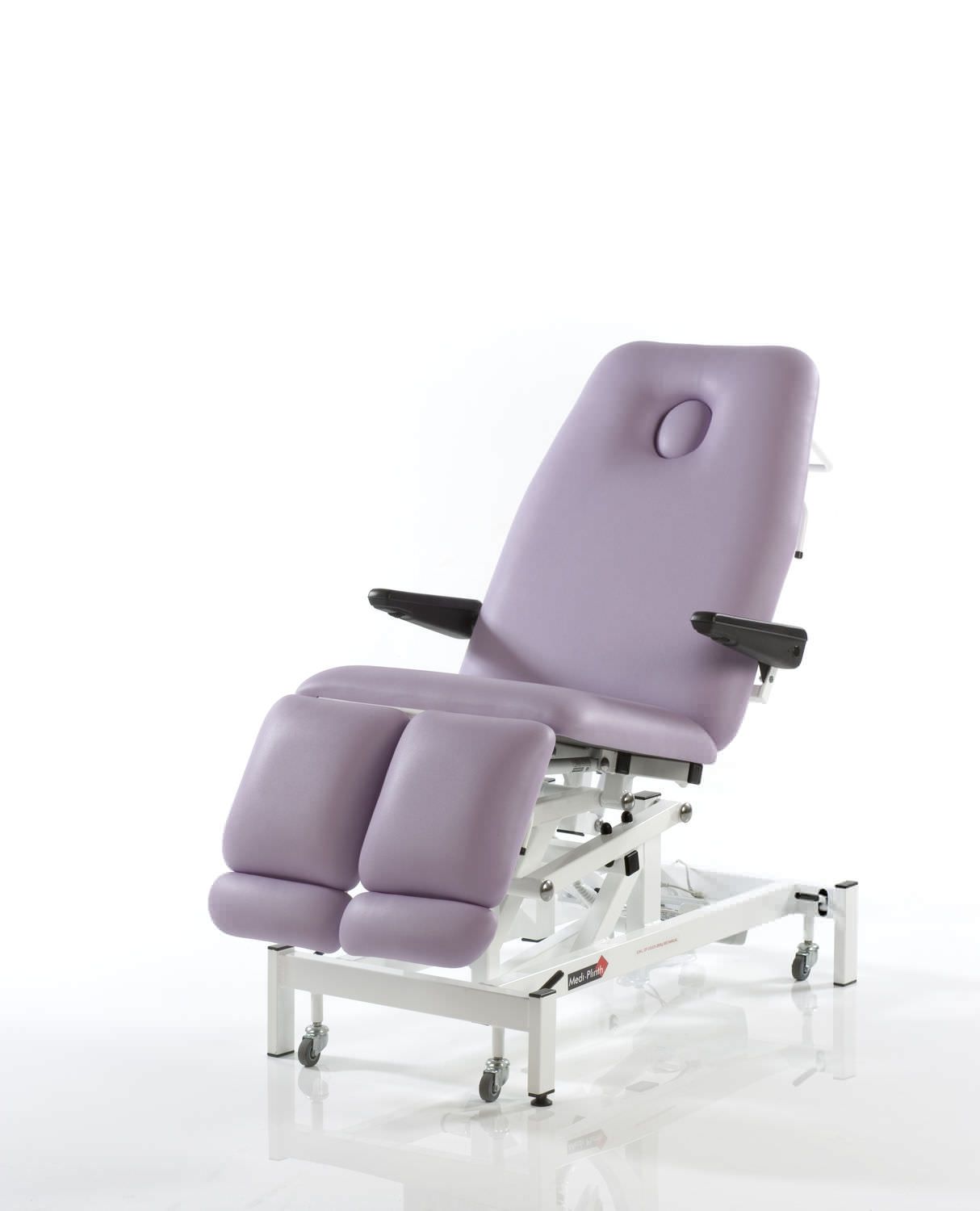 Podiatry examination chair / electrical / height-adjustable / 3-section Medi-Plinth