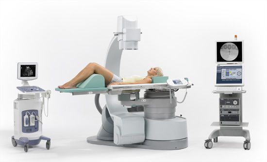 Extracorporeal lithotripter / with lithotripsy table / with C-arm MODULITH® SLX-F2 Storz Medical