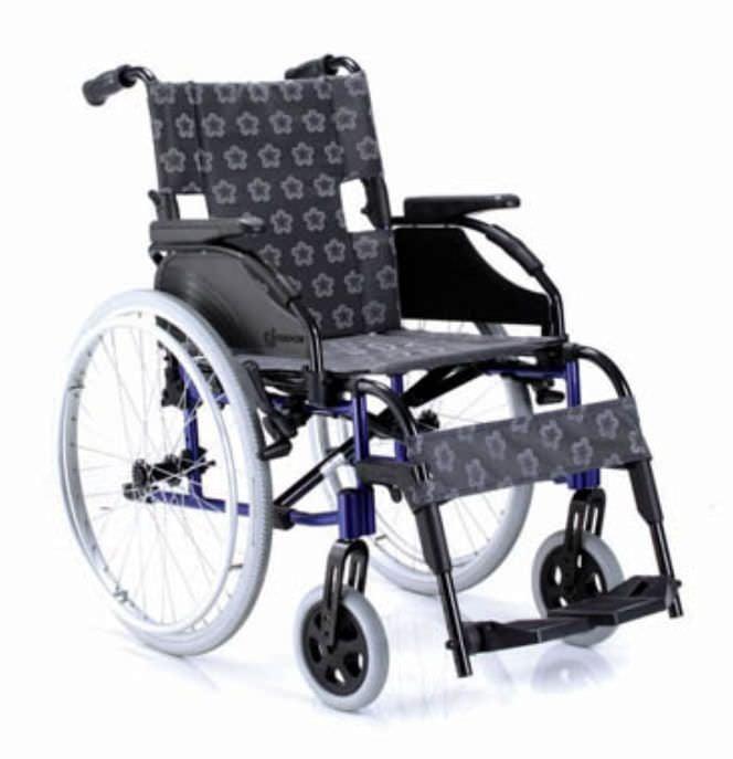 Passive wheelchair / height-adjustable / folding / with legrest EMBRACE Comfort orthopedic