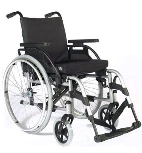 Passive wheelchair BasiX 2 Sunrise Medical