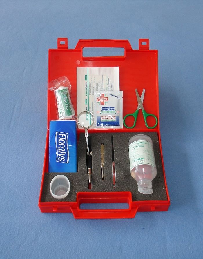 Splinter-removal medical kit SPLINTER-OFF Taumediplast