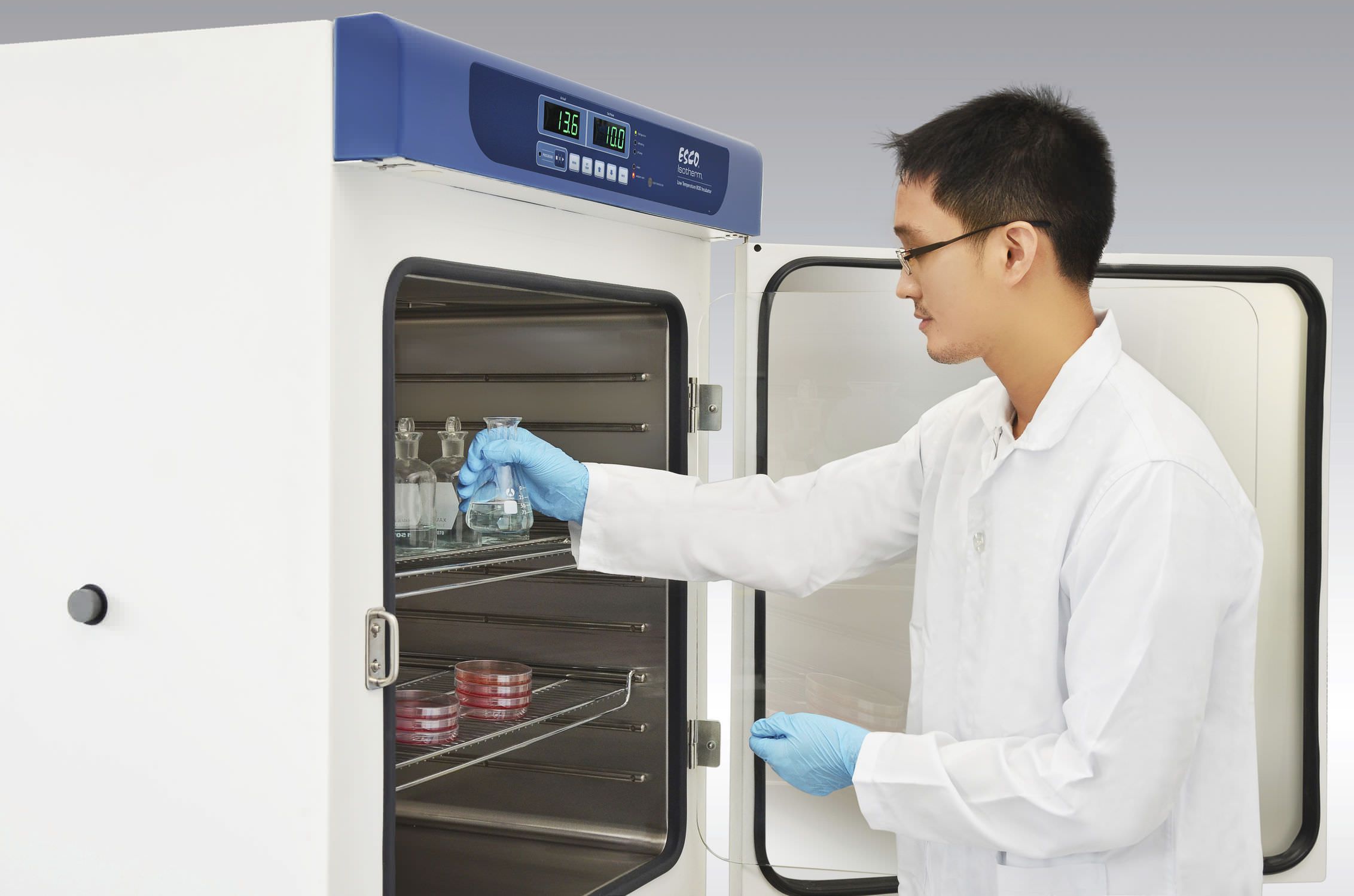 Refrigerated laboratory incubator Isotherm® ESCO