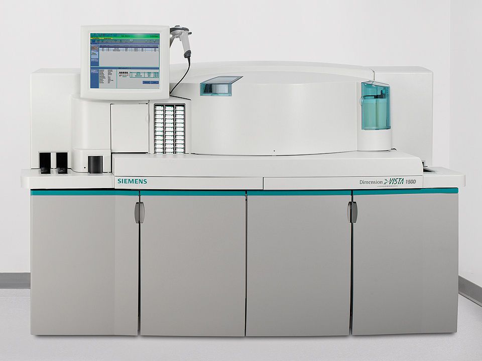 Automatic biochemistry and immunoassay analyzer / integrated system Dimension Vista® 1500 Siemens Healthcare