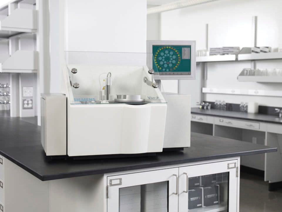 Automatic bench-top pharmacology and toxicology analyzer Viva-Jr® Siemens Healthcare