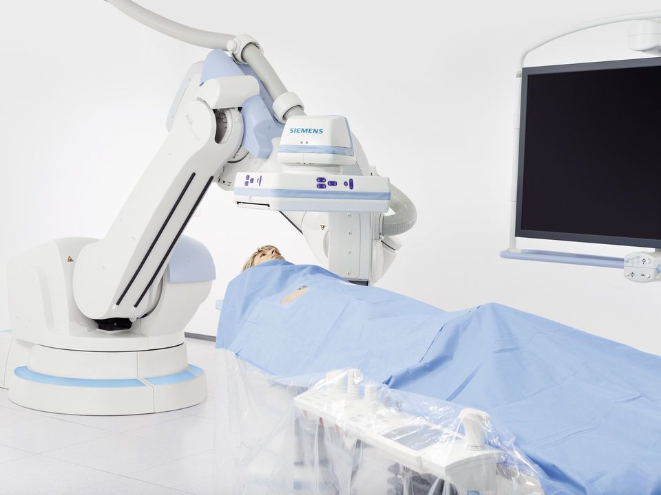 Fluoroscopy system (X-ray radiology) / for diagnostic fluoroscopy / with C-arm Artis zeego multi-axis Siemens Healthcare