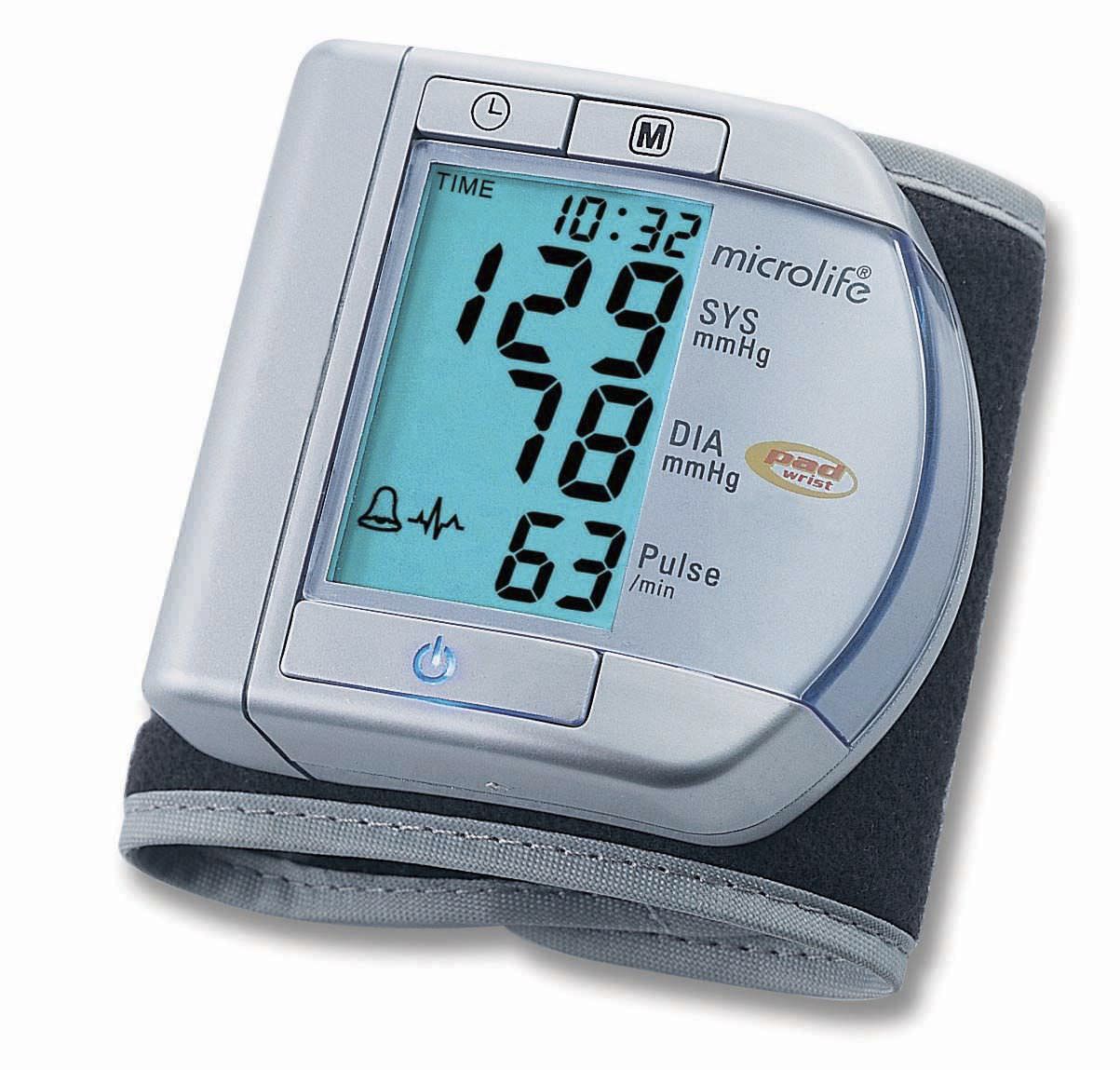 Automatic blood pressure monitor / electronic / wrist BP W100 Microlife