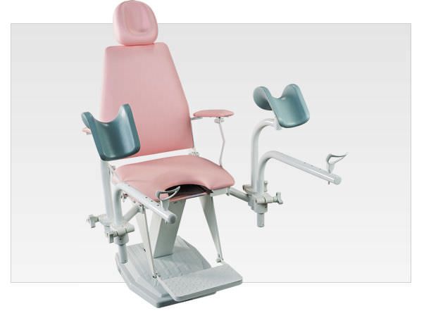 Gynecological examination chair / 2-section 142 Olsen Indústria e Comércio