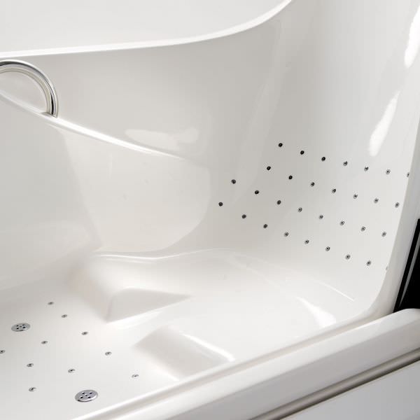 Electrical medical bathtub / Snoezelen / height-adjustable Lanira SCEMED