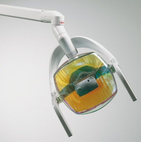 LED dental light / 1-arm 8000 - 35000 lux | VENUS PLUS Anthos