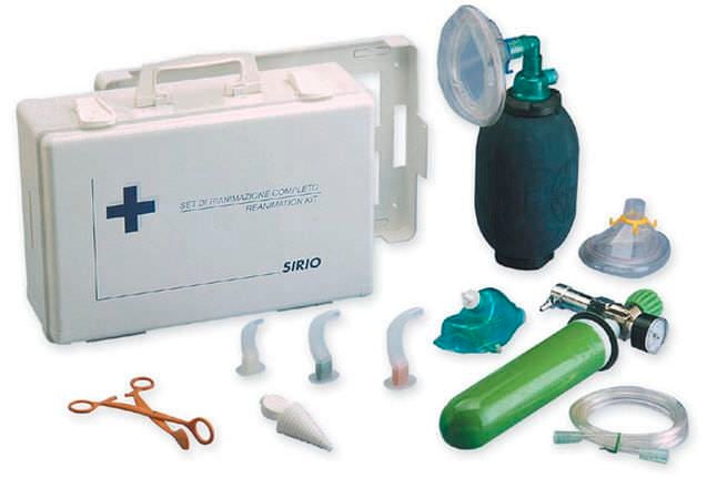 Manual resuscitation medical kit 744/00 CARLO DE GIORGI SRL