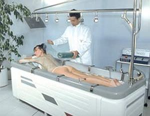 Whole body water massage bathtub / with horizontal hydromassage shower ALGOCOMPACT Somethy