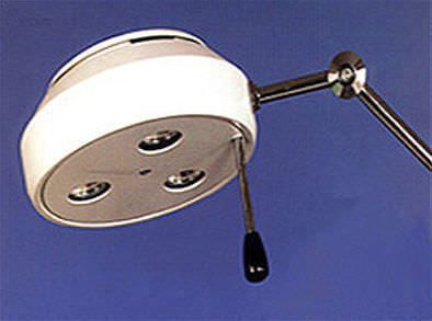Halogen surgical light / ceiling-mounted / 1-arm FL-60 Ordisi