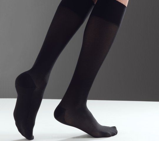 Socks (orthopedic clothing) / compression / woman Venoflex Secret® Thuasne