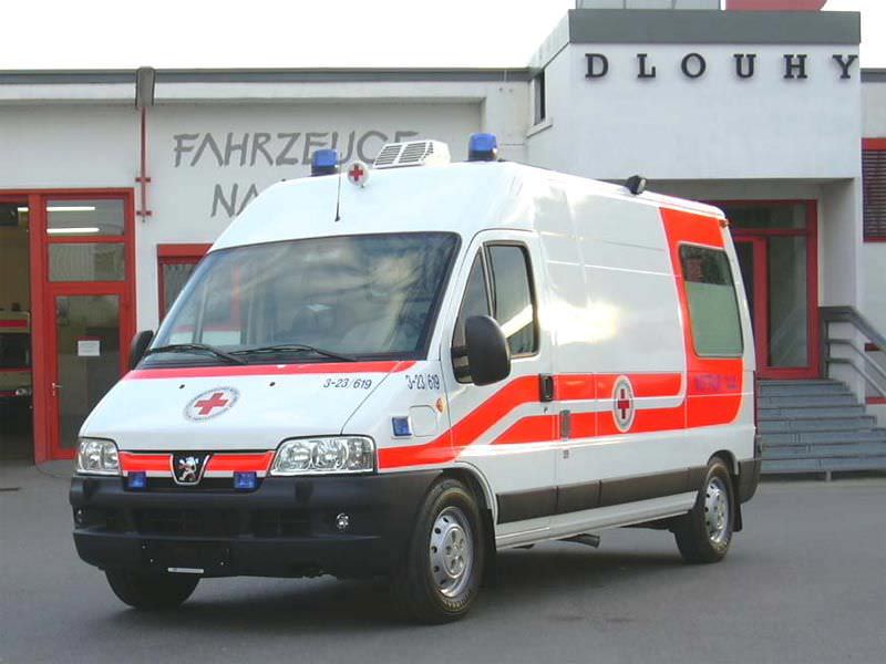 Emergency medical ambulance / van Peugeot Boxer Dlouhy , Fahrzeugbau