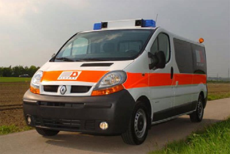 Transport medical ambulance / van Renault Trafic Dlouhy , Fahrzeugbau