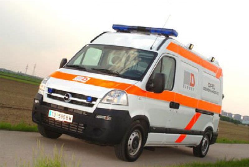 Emergency medical ambulance / van Opel Movano Dlouhy , Fahrzeugbau