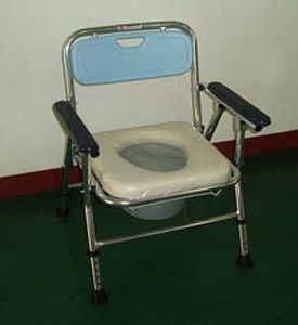 Commode chair Medcare Manufacturing