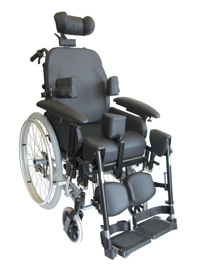 Passive wheelchair / with headrest / with legrest IDSOFT Dupont Medical