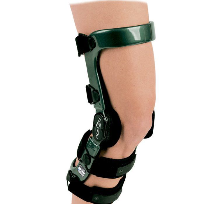 Knee orthosis (orthopedic immobilization) / knee distraction (osteoarthritis) / articulated OA Defiance DonJoy