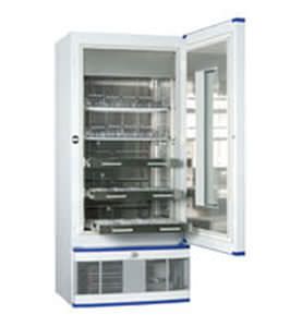 Blood bank refrigerator 4 °C, 395 L | BR 490 G Dometic Medical Systems