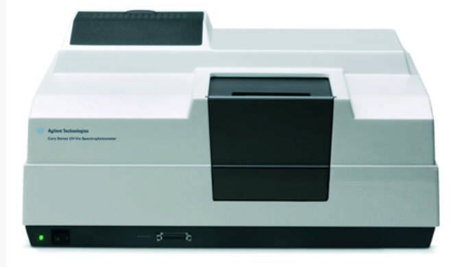 UV-visible absorption spectrometer Cary 300 Agilent Technologies