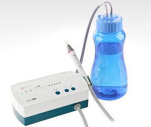 Ultrasonic dental scaler / with LED light UDS-L LED Guilin Woodpecker Medical Instrument Co., Ltd.