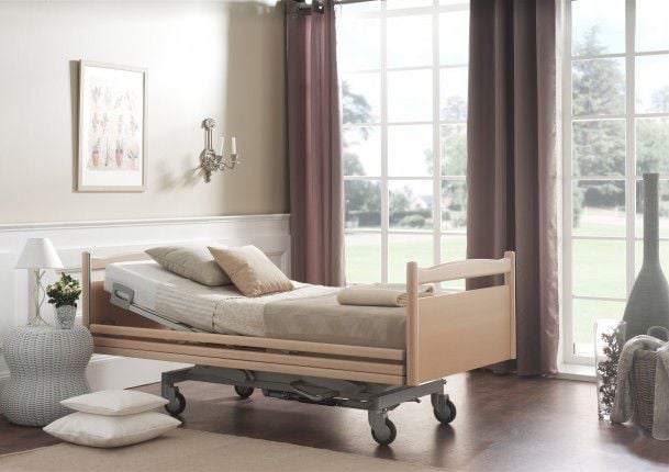 Nursing home bed / hydraulic / height-adjustable / reverse Trendelenburg Vico Care Haelvoet