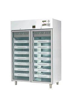 Blood bank refrigerator / cabinet / with automatic defrost / 2-door +4 °C, 1500 L | Pingu Twin 1500 touch Lmb Technologie GmbH