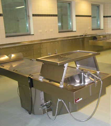 Autopsy table / with sink / rotating / with suction system MA-0976 MEDIS Medical Technology