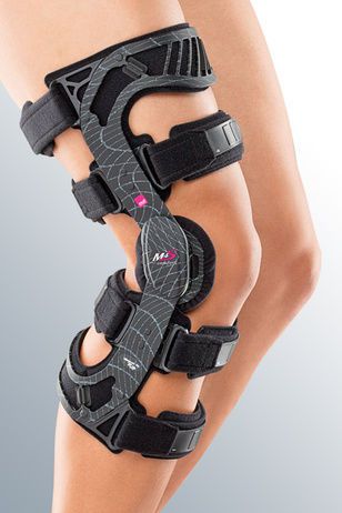 Knee orthosis (orthopedic immobilization) / knee ligaments stabilisation / articulated M.4®s comfort medi