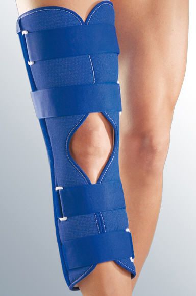 Knee splint (orthopedic immobilization) / 20° knee flexion medi Jeans medi