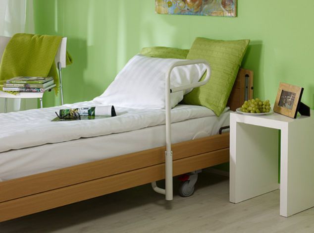 Nursing home bed / electrical / on casters / 4 sections Hellä Lojer
