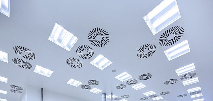 Ceiling-mounted lighting / for healthcare facilities / LED Lindner Group