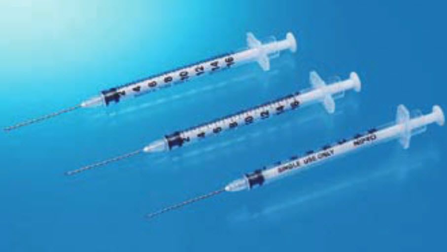 Injection syringe / low dead space 22 G, 25 G Nipro