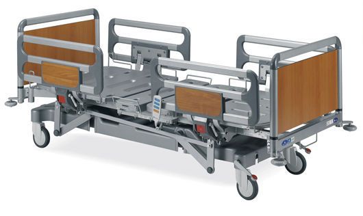 Intensive care bed / electrical / reverse Trendelenburg / on casters HC M 1105 MUKA METAL