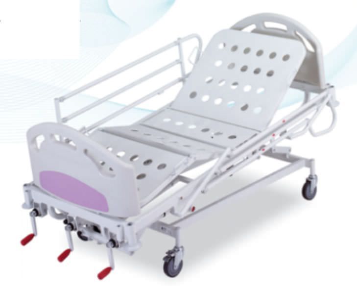 Mechanical bed / height-adjustable / 4 sections MHC-M 603 F MUKA METAL