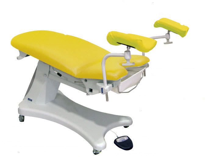 Gynecological examination table / electrical / height-adjustable / 2-section ELANSA® 11610-01 Promotal