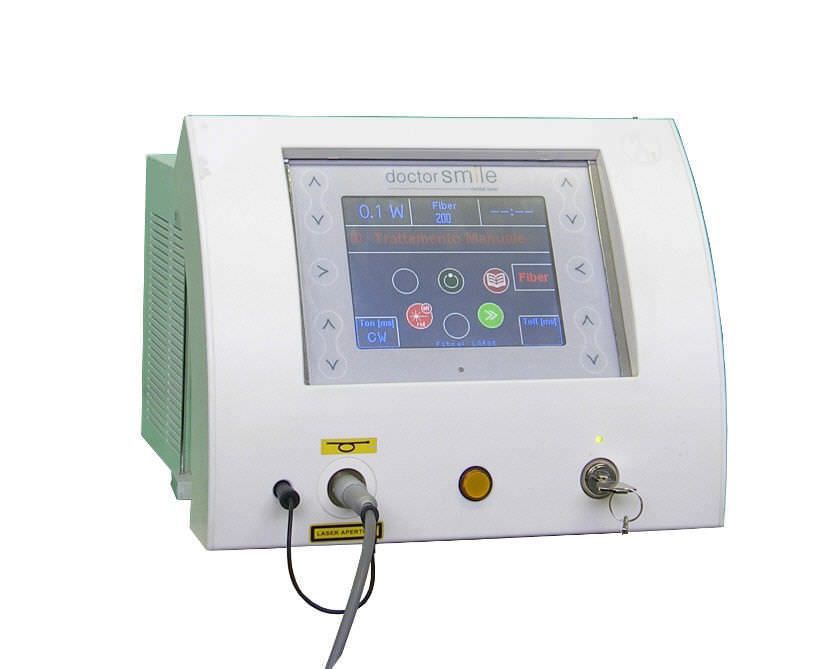 Dental laser / dermatological / diode / tabletop 980 nm, 30 W | D30 Doctor Smile
