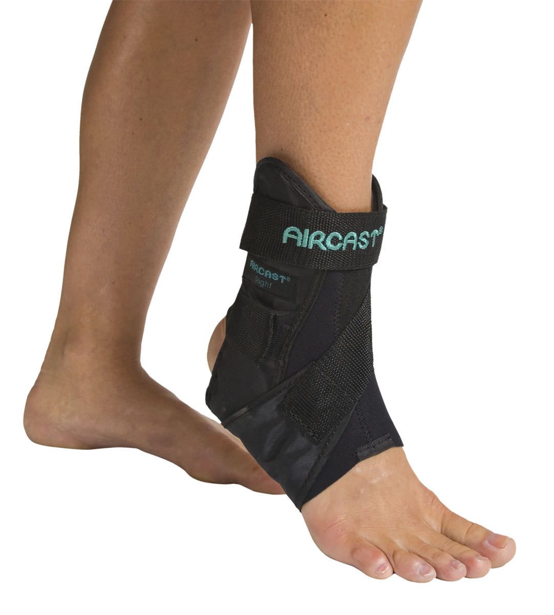 (orthopedic immobilization) AirSport™ Aircast