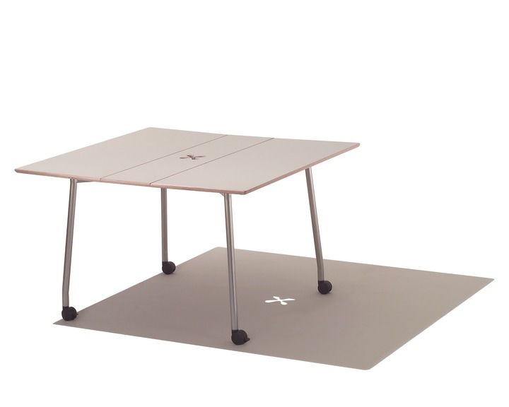 Square table Intersect Herman Miller