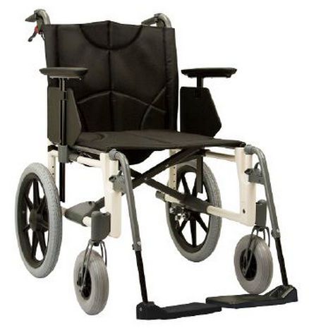 Passive wheelchair / folding max. 125 kg | Etac M100 TR etac