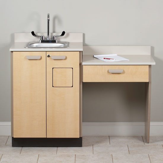 Healthcare facility worktop / with sink 076 Clinton Industries