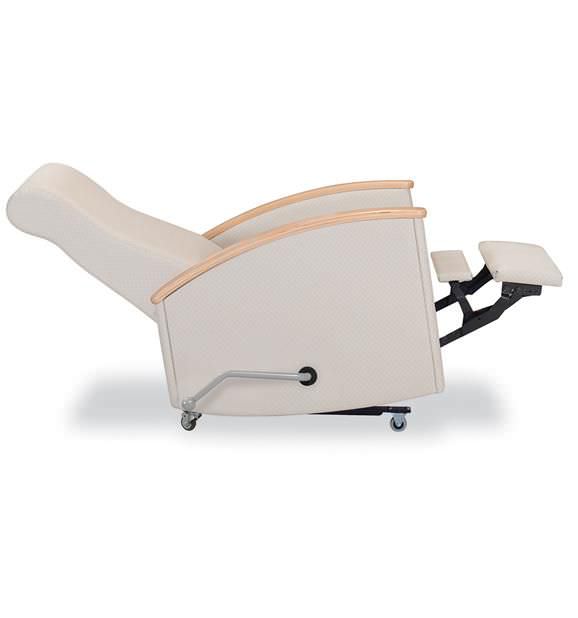 Reclining medical sleeper chair / on casters / manual Matteo Rocker 619-30 IoA Healthcare