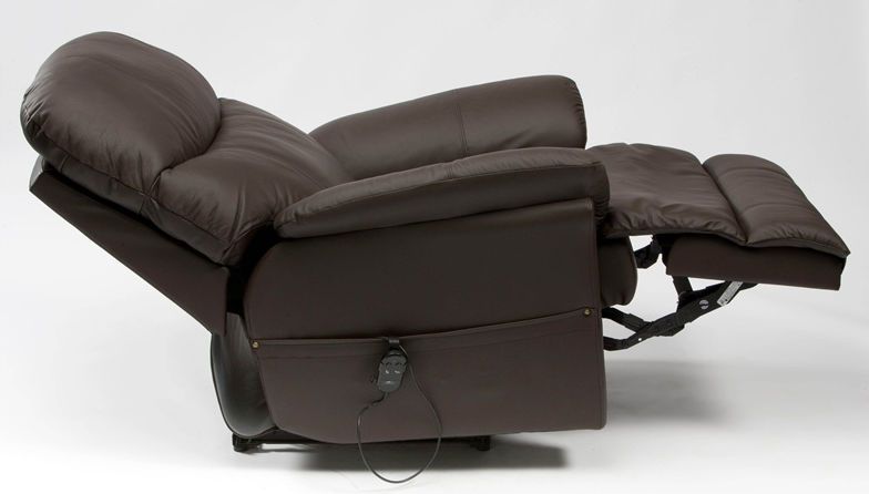 Reclining medical sleeper chair / electrical max. 175 kg | Lars Drive Medical Europe