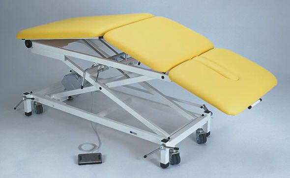 Electro-hydraulic examination table / height-adjustable / 3-section 3840-00 K.H. Dewert