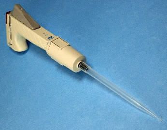 Mechanical micropipette / fixed-volume / with ejector 2000 uL Hecht Assistent