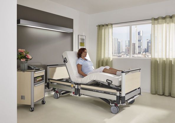Electrical bed / ultra-low / height-adjustable / 4 sections Image 3 LINET