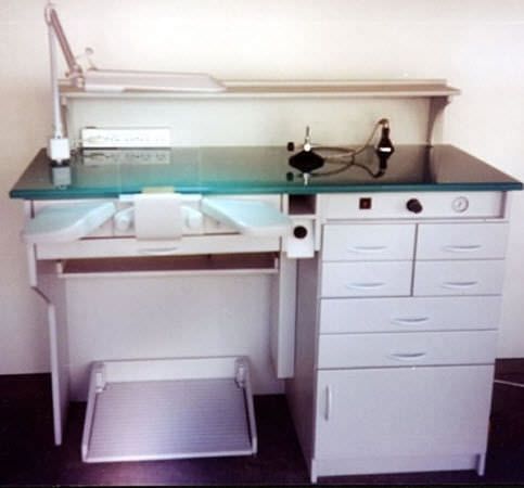 Dental laboratory workstation / 1-station 013 MULTY-DENT S.A.