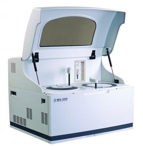 Automatic biochemistry analyzer / random access 200 - 330 tests/h | BS-200 Mindray
